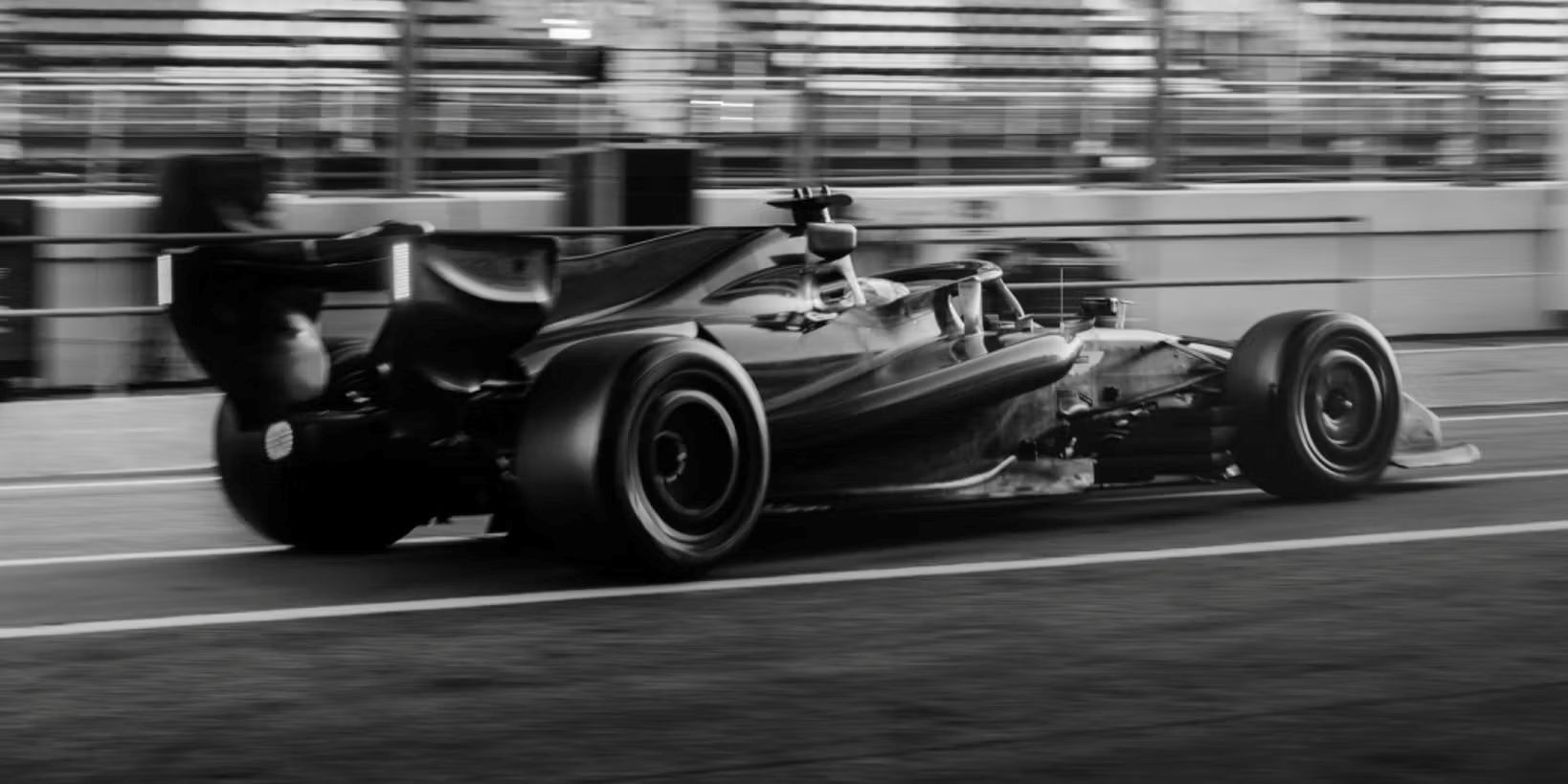 Aston Martin AMR26: Soluzioni Estreme ad Alto Rischio